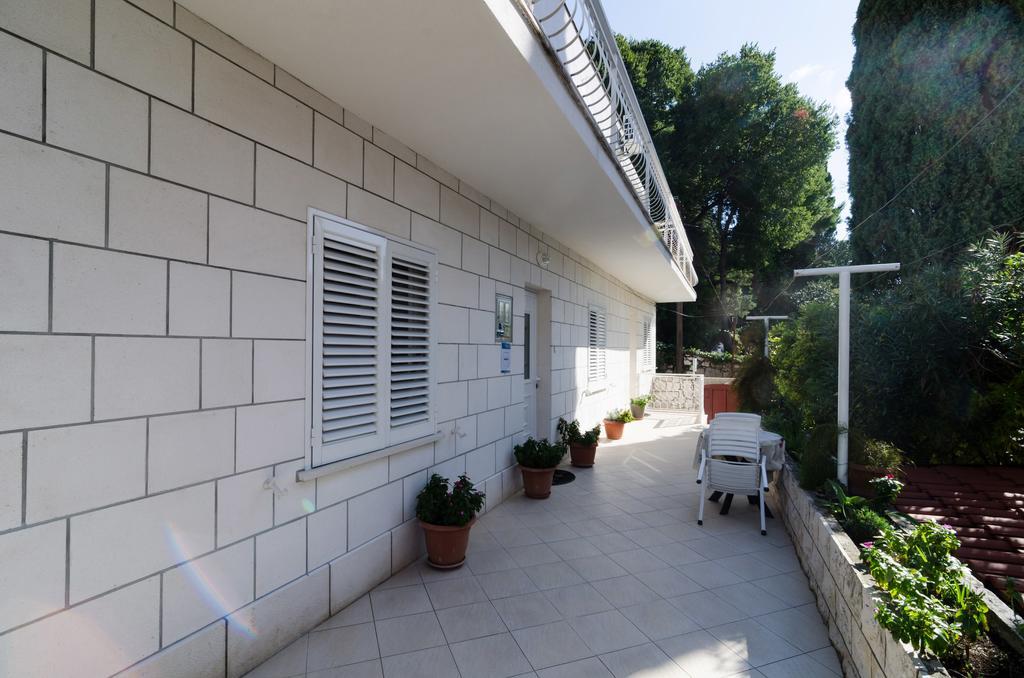Guesthouse Matusic ดูบรอฟนิก ภายนอก รูปภาพ