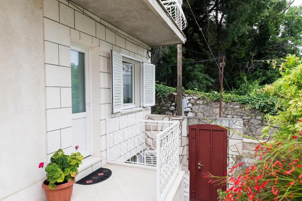 Guesthouse Matusic ดูบรอฟนิก ภายนอก รูปภาพ